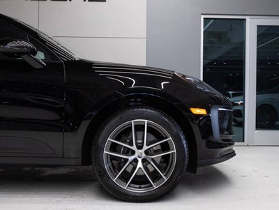 2026 Porsche Macan AWD