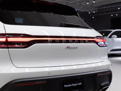 2026 Porsche Macan Macan