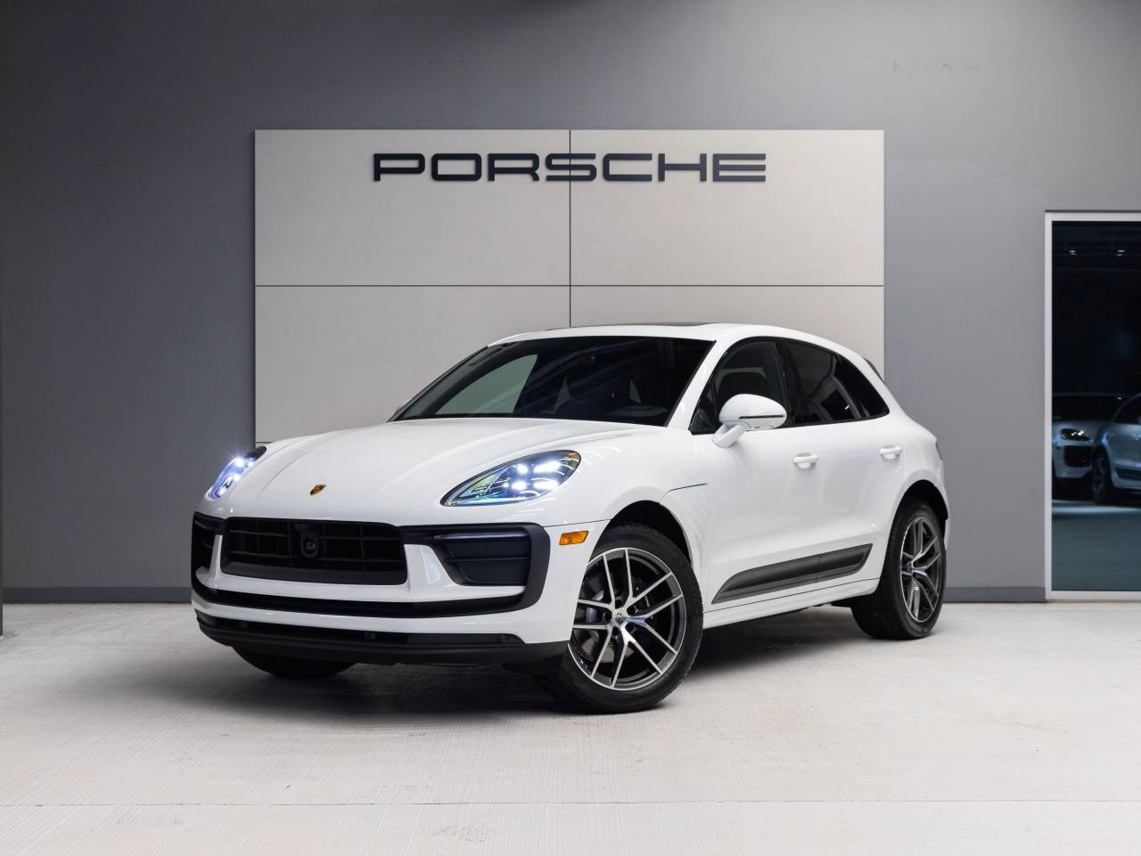 2026 Porsche Macan Macan