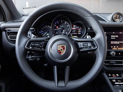 2026 Porsche Macan Macan
