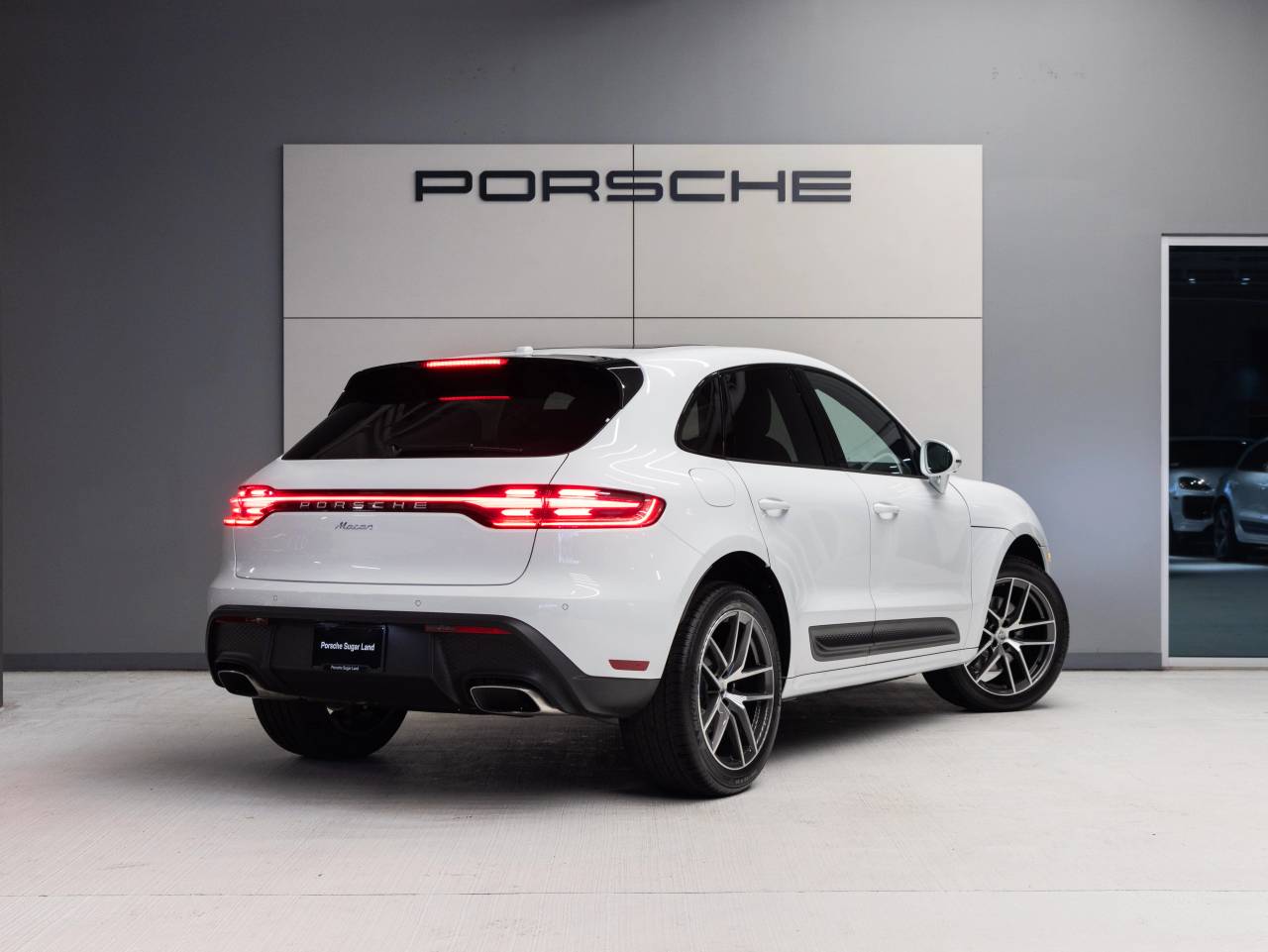 2026 Porsche Macan Macan