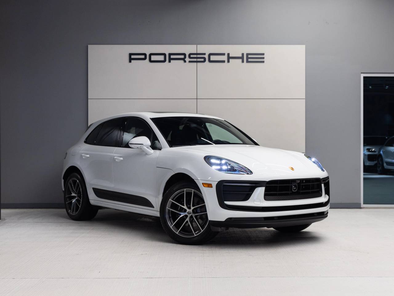 2026 Porsche Macan Macan