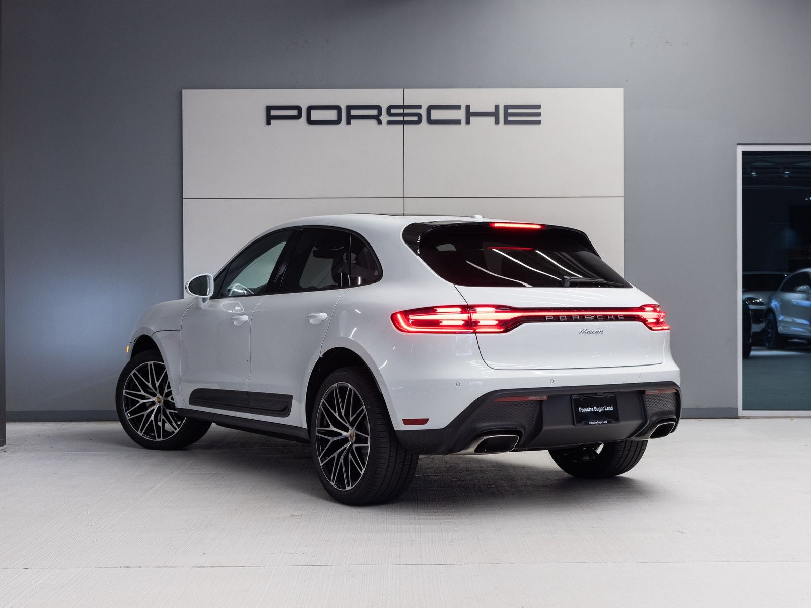 2026 Porsche Macan Macan