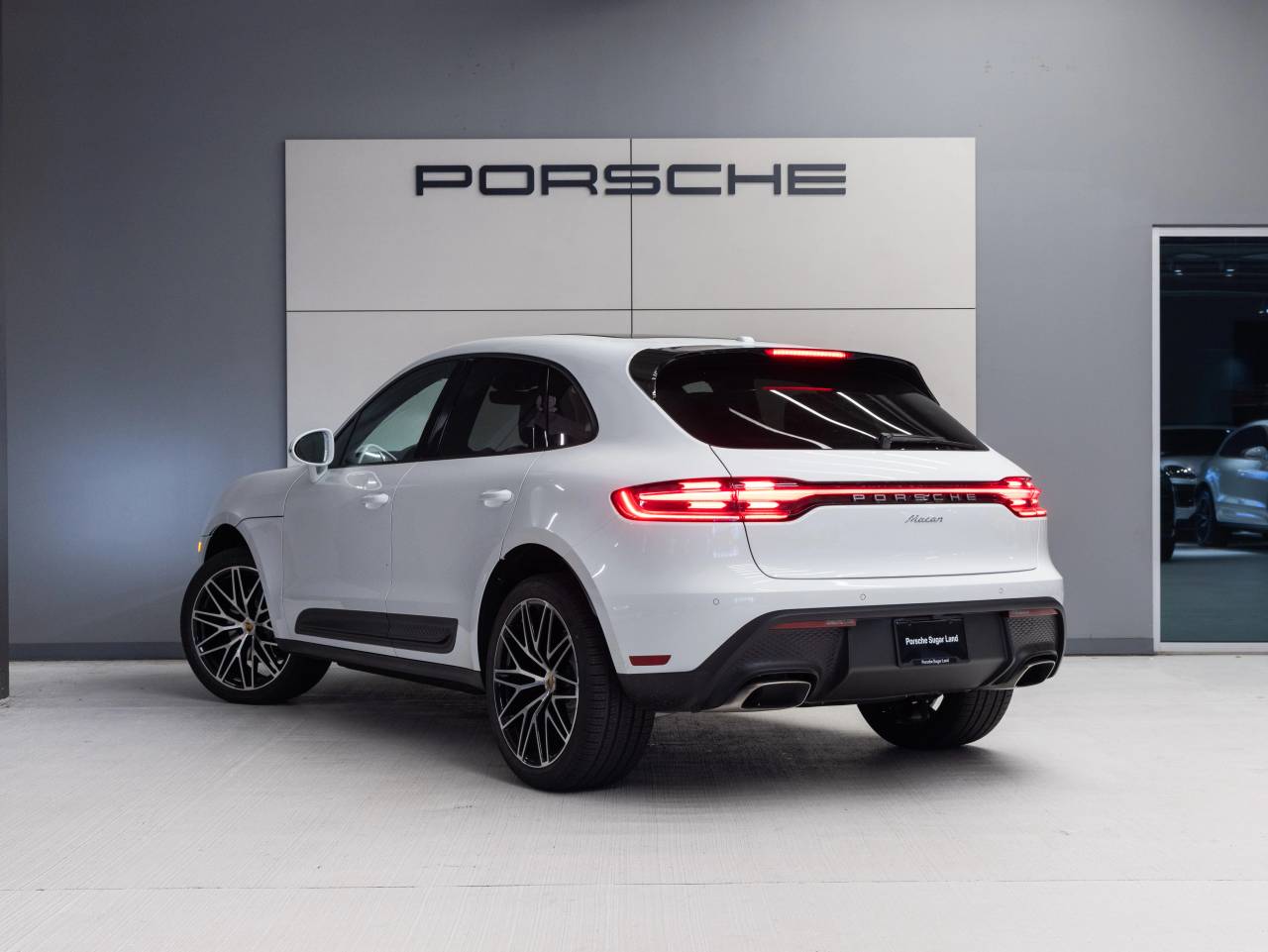 2026 Porsche Macan Macan