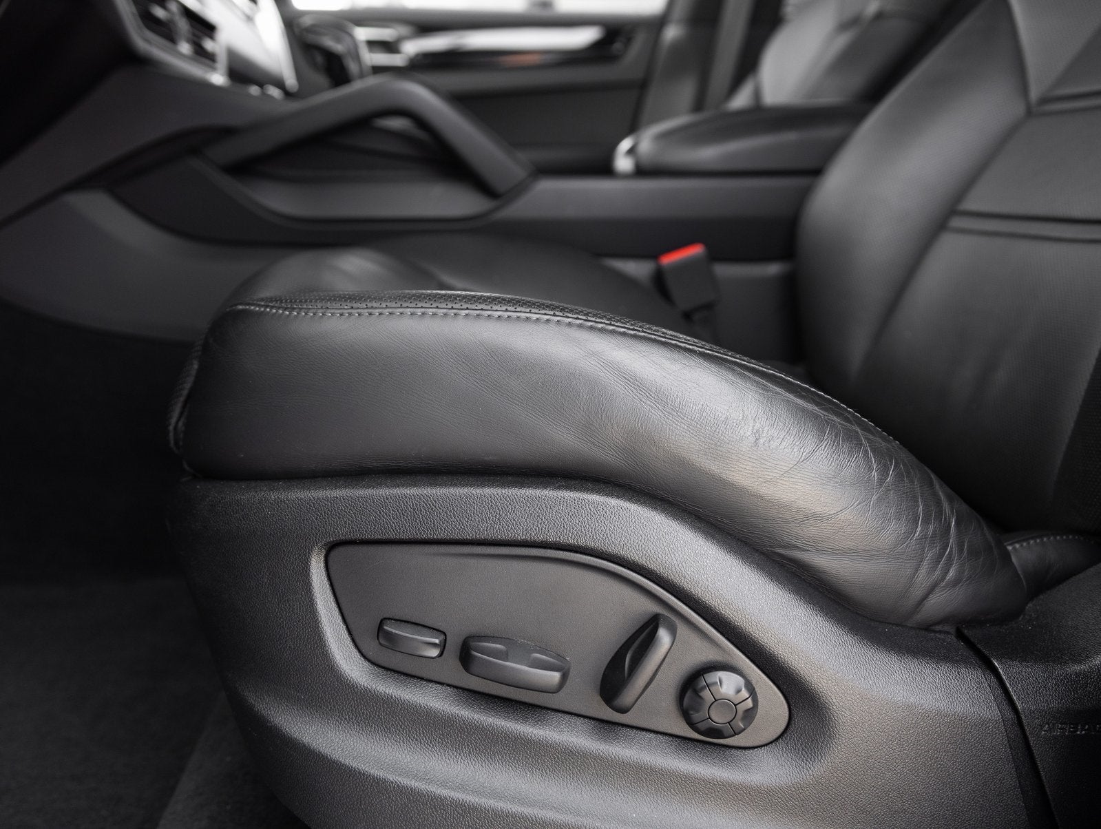 2023 Porsche Cayenne Cayenne (MY23)