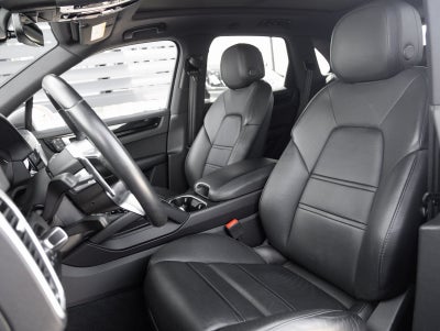 2023 Porsche Cayenne Cayenne (MY23)