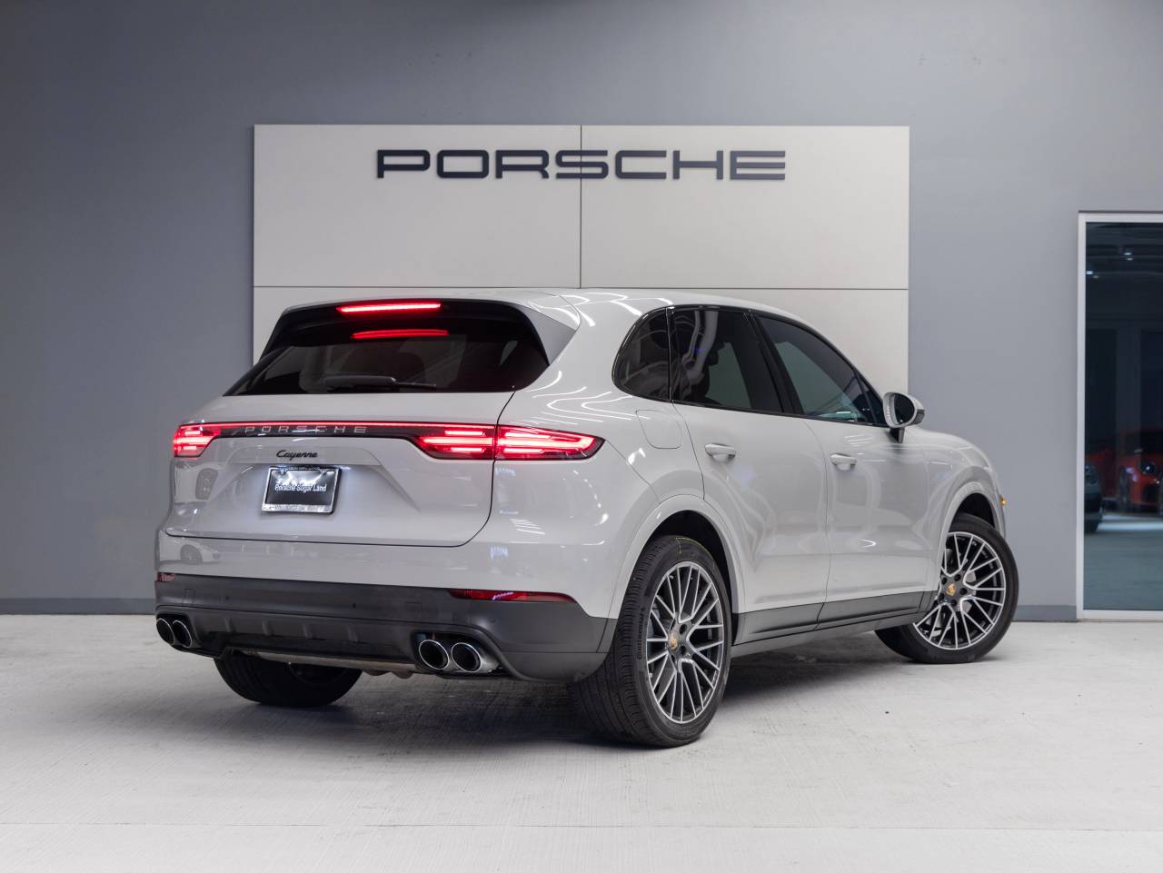 2023 Porsche Cayenne Cayenne (MY23)