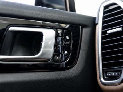 2020 Porsche Cayenne Cayenne