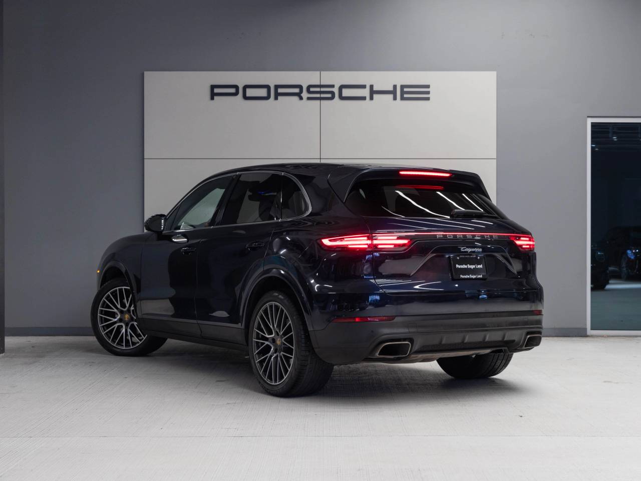 2020 Porsche Cayenne Cayenne