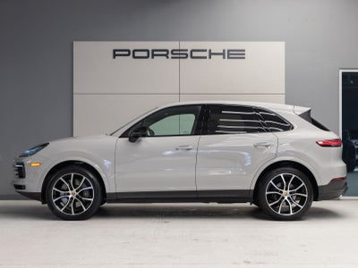 2023 Porsche Cayenne Platinum Edition
