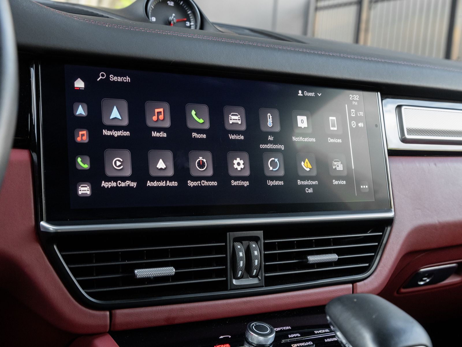 2023 Porsche Cayenne Platinum Edition