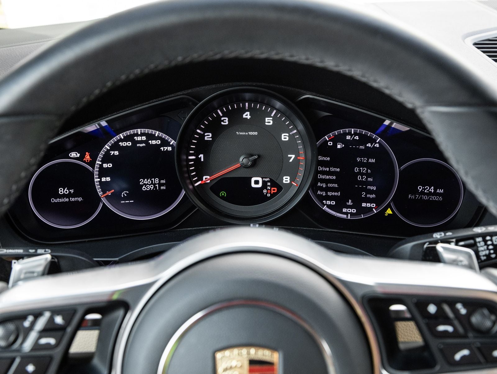 2023 Porsche Cayenne Cayenne Platinum Edition (MY23)
