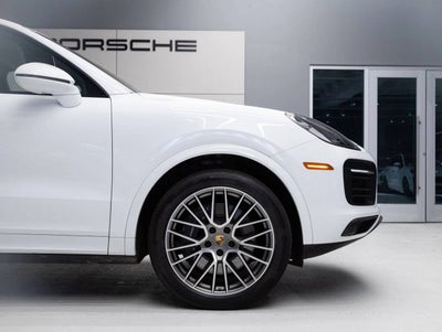 2023 Porsche Cayenne Cayenne Platinum Edition (MY23)