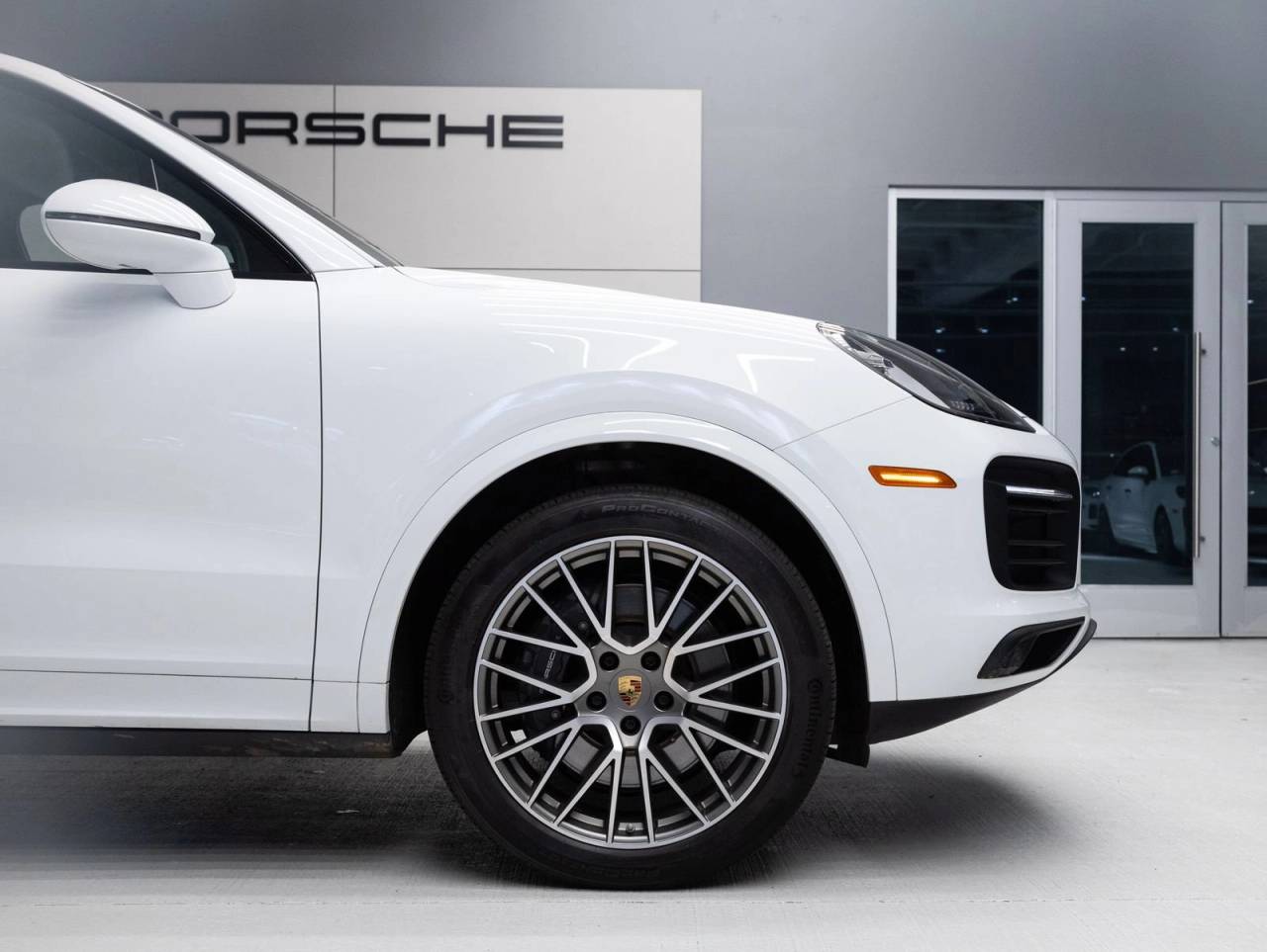 2023 Porsche Cayenne Cayenne Platinum Edition (MY23)