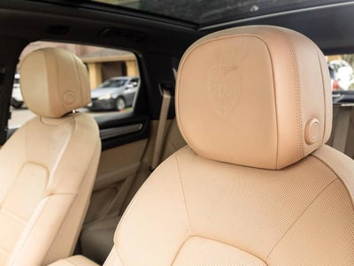 2023 Porsche Cayenne Cayenne Platinum Edition (MY23)