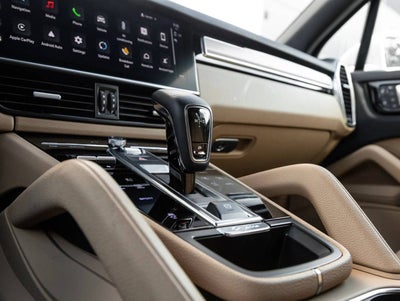 2023 Porsche Cayenne Cayenne Platinum Edition (MY23)