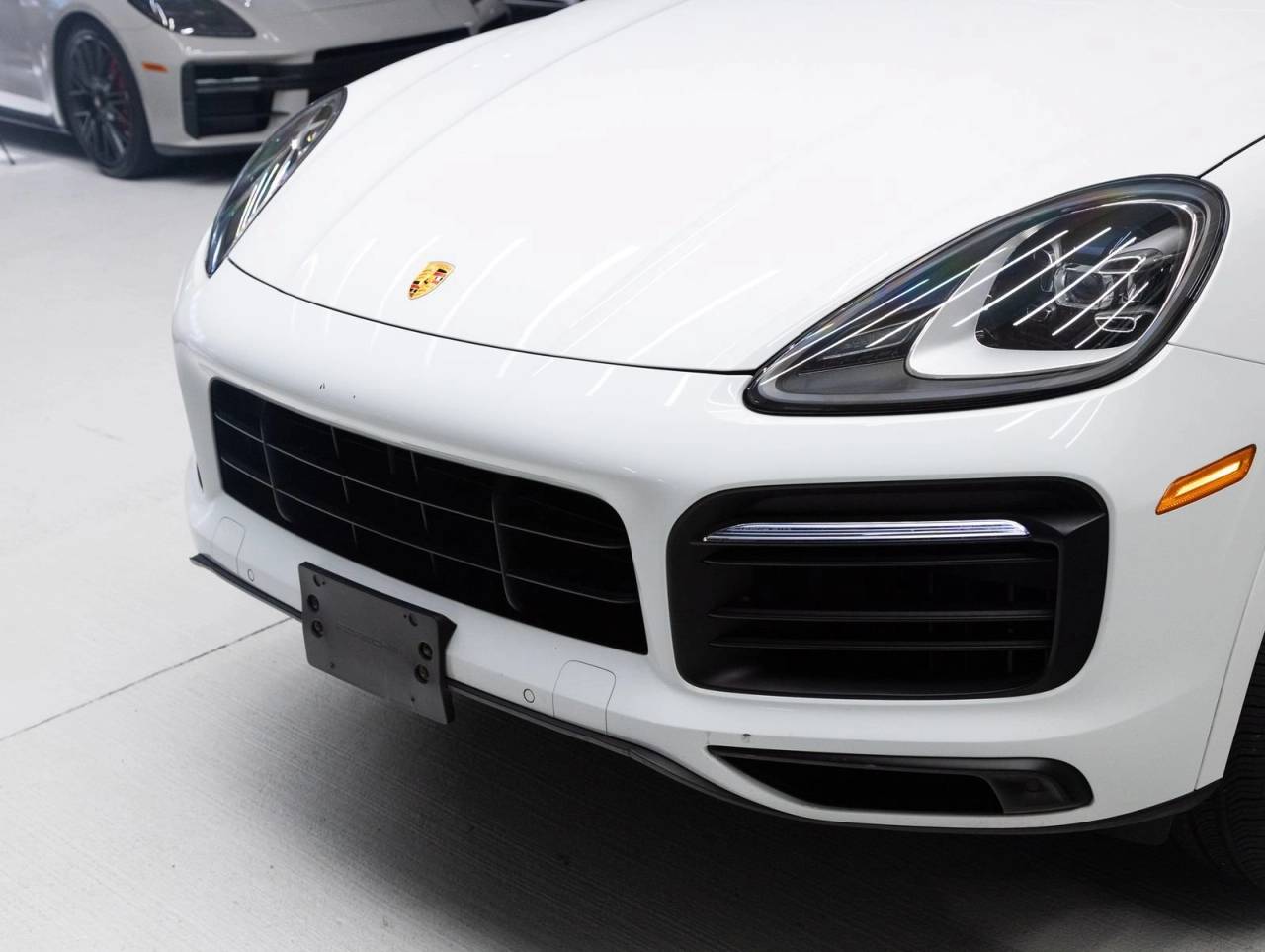 2023 Porsche Cayenne Cayenne Platinum Edition (MY23)