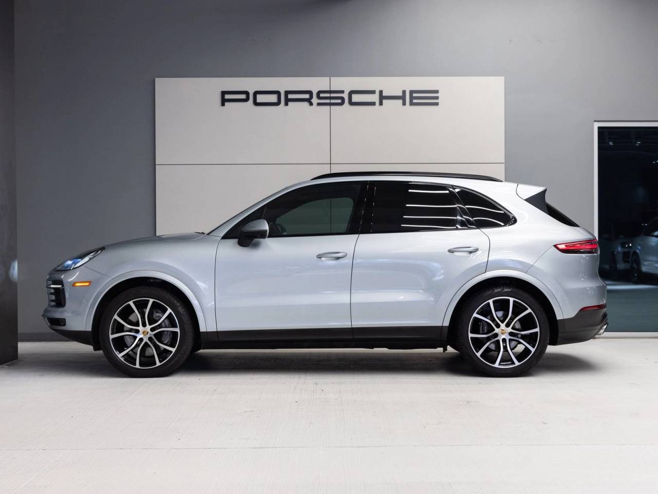 2023 Porsche Cayenne Cayenne (MY23)