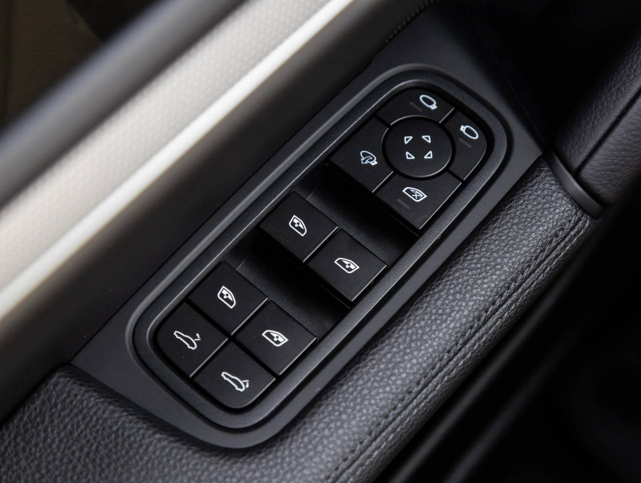2025 Porsche Cayenne Cayenne