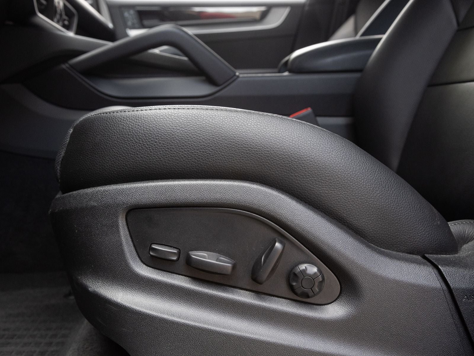 2025 Porsche Cayenne Cayenne