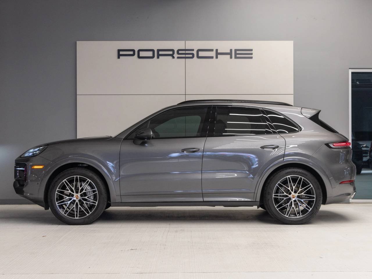 2025 Porsche Cayenne Cayenne