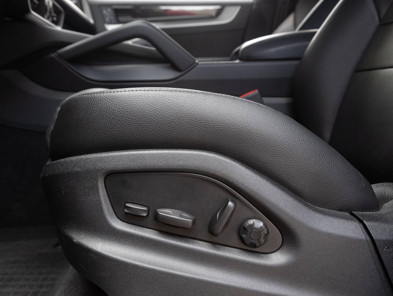 2025 Porsche Cayenne Cayenne