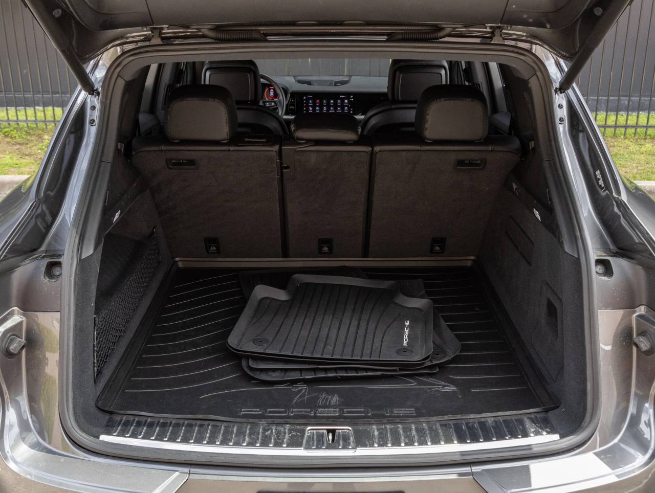 2025 Porsche Cayenne Cayenne