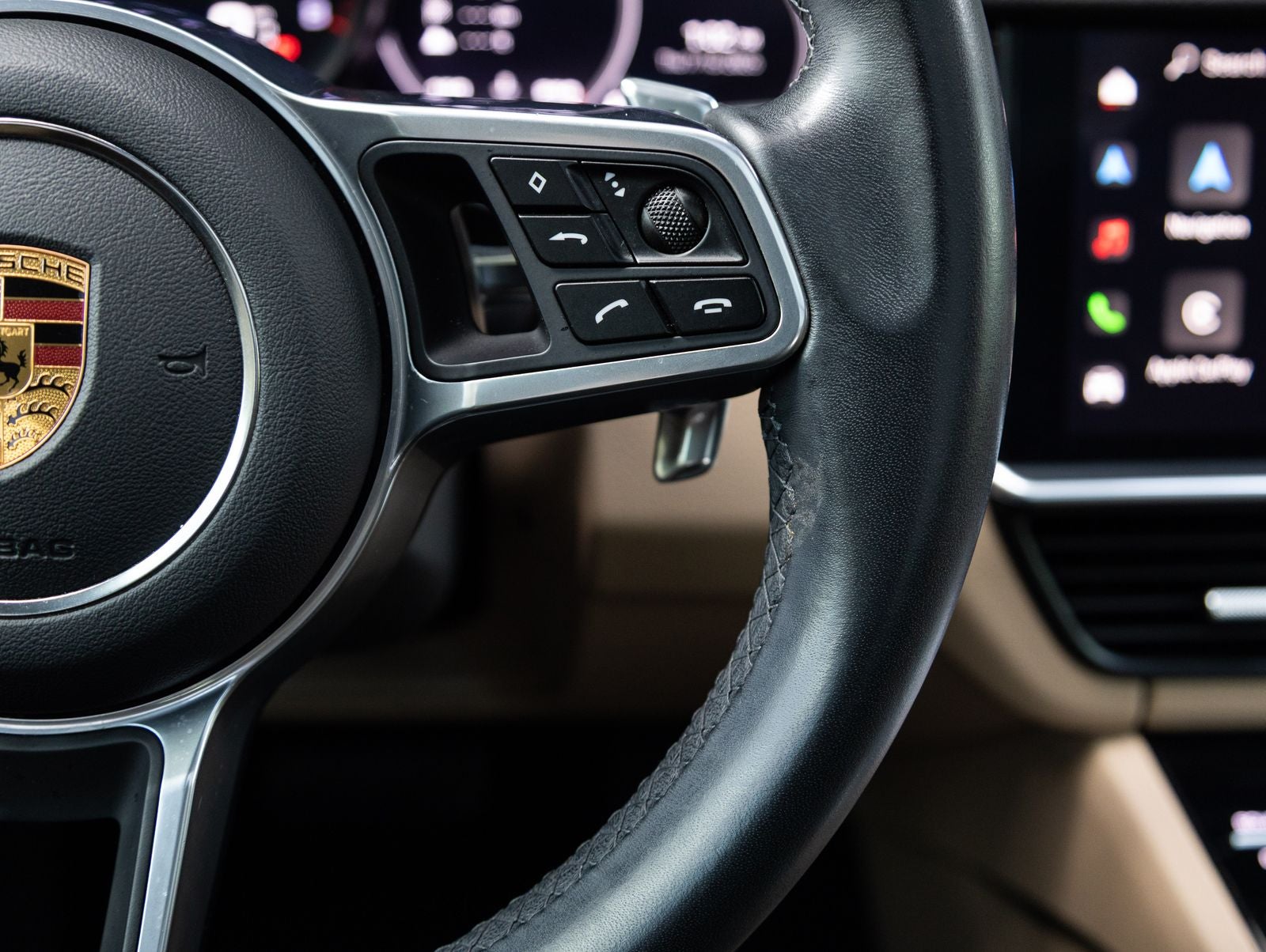 2023 Porsche Cayenne Cayenne Platinum Edition (MY23)