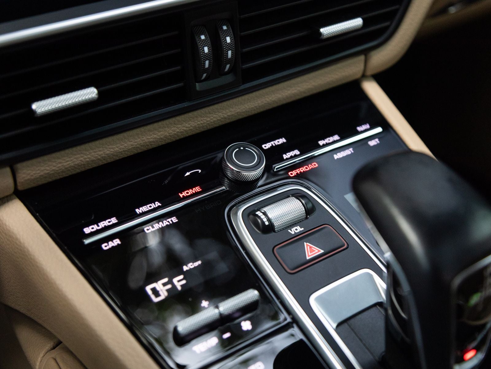 2023 Porsche Cayenne Cayenne Platinum Edition (MY23)