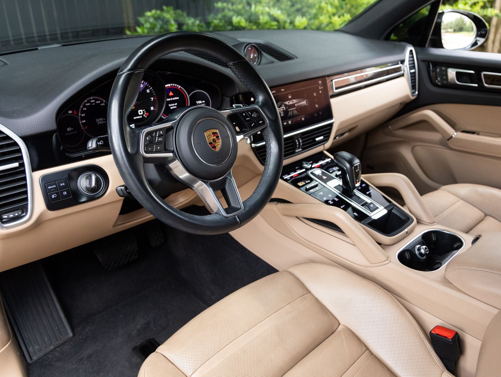 2023 Porsche Cayenne Cayenne Platinum Edition (MY23)