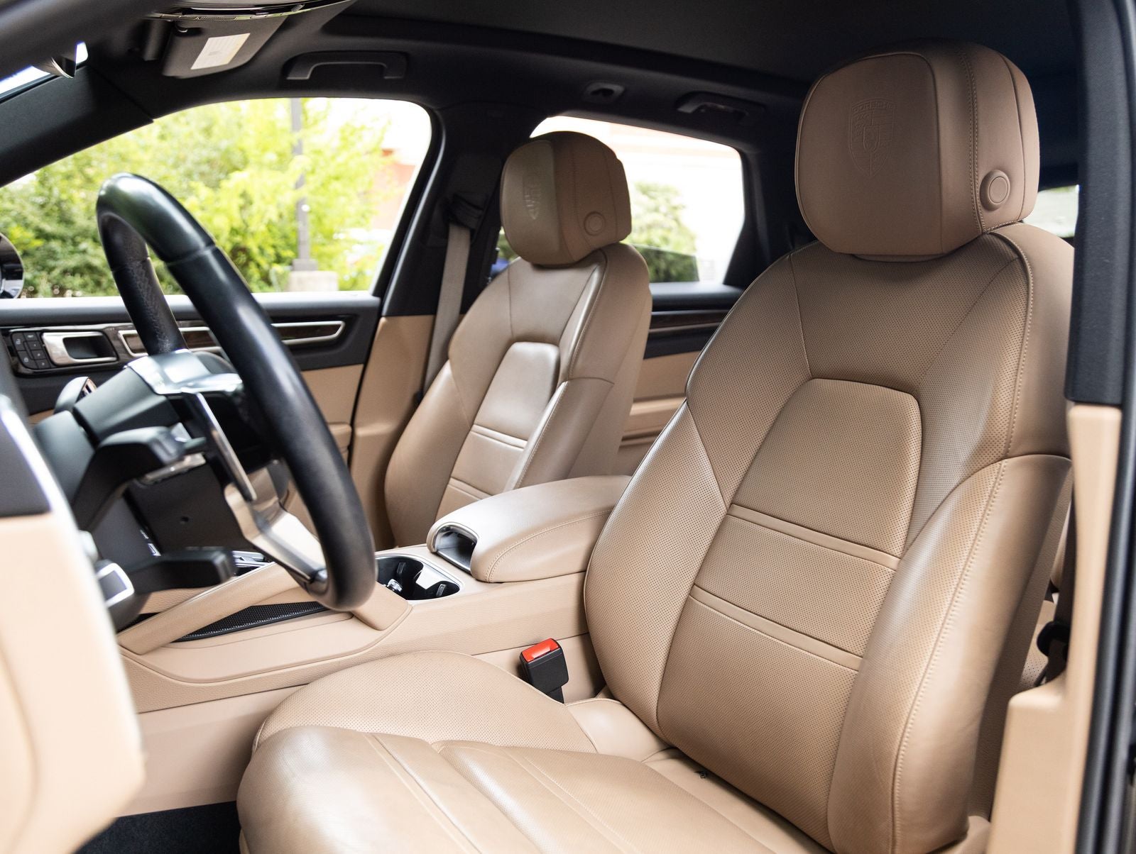 2023 Porsche Cayenne Cayenne Platinum Edition (MY23)