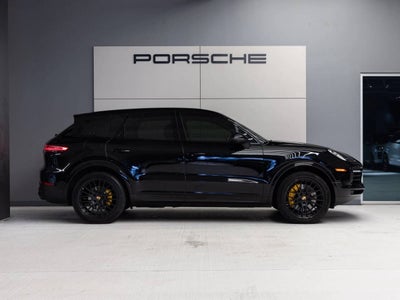 2023 Porsche Cayenne Cayenne Platinum Edition (MY23)