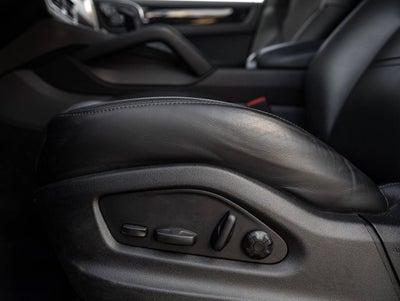 2023 Porsche Cayenne Cayenne (MY23)