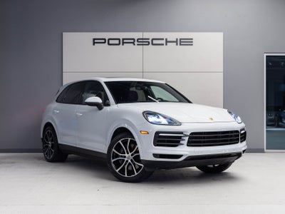 2023 Porsche Cayenne Cayenne Platinum Edition (MY23)