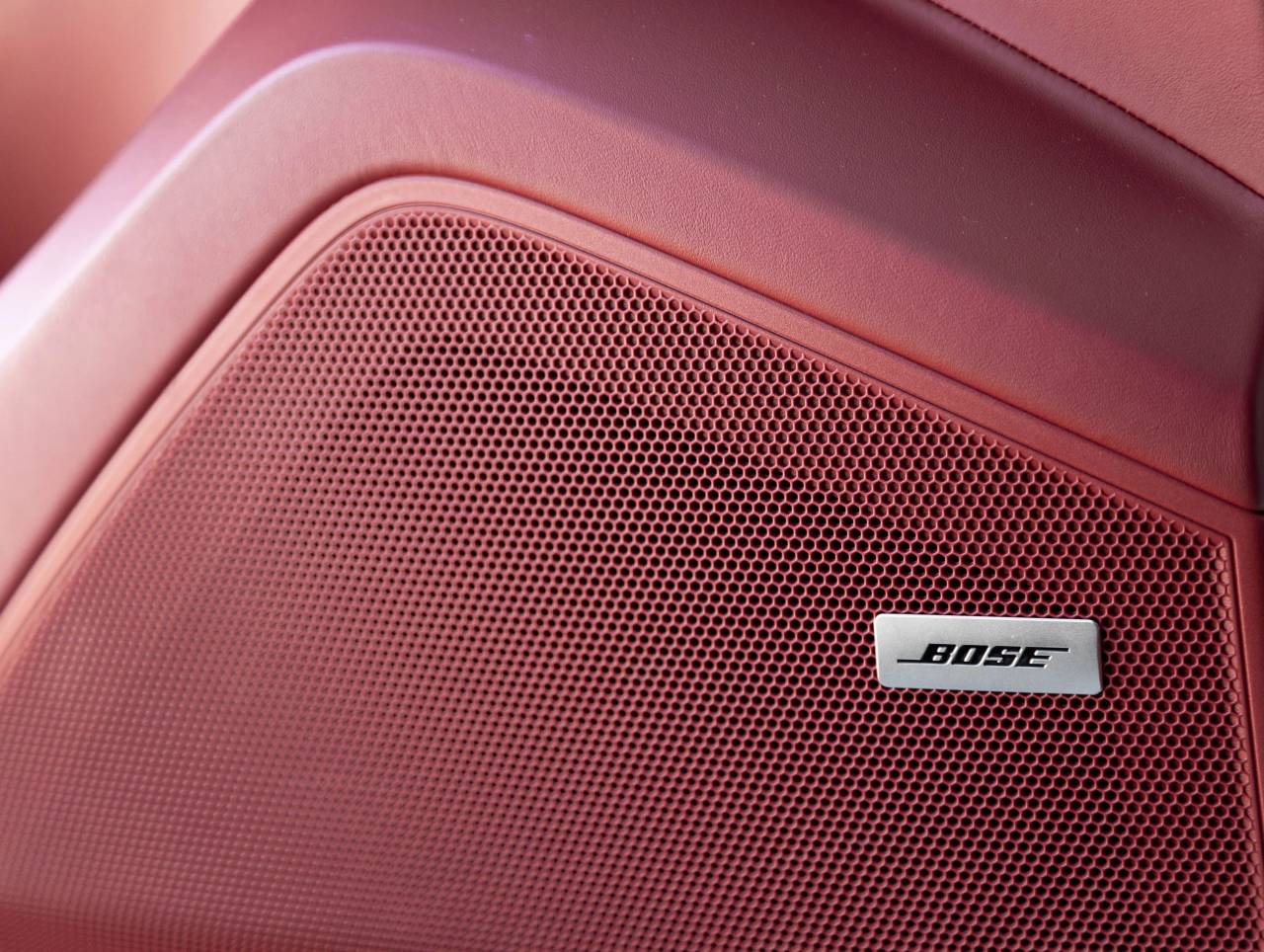 2023 Porsche Cayenne Cayenne Platinum Edition (MY23)