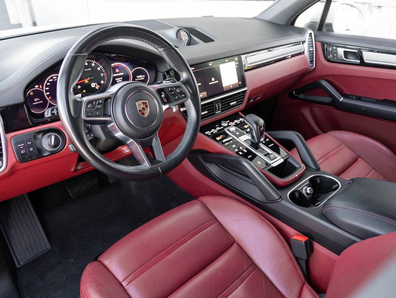 2023 Porsche Cayenne Cayenne Platinum Edition (MY23)