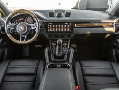 2023 Porsche Cayenne Cayenne Platinum Edition (MY23)