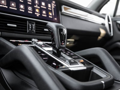 2023 Porsche Cayenne Cayenne Platinum Edition (MY23)