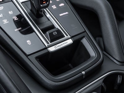 2023 Porsche Cayenne Cayenne Platinum Edition (MY23)