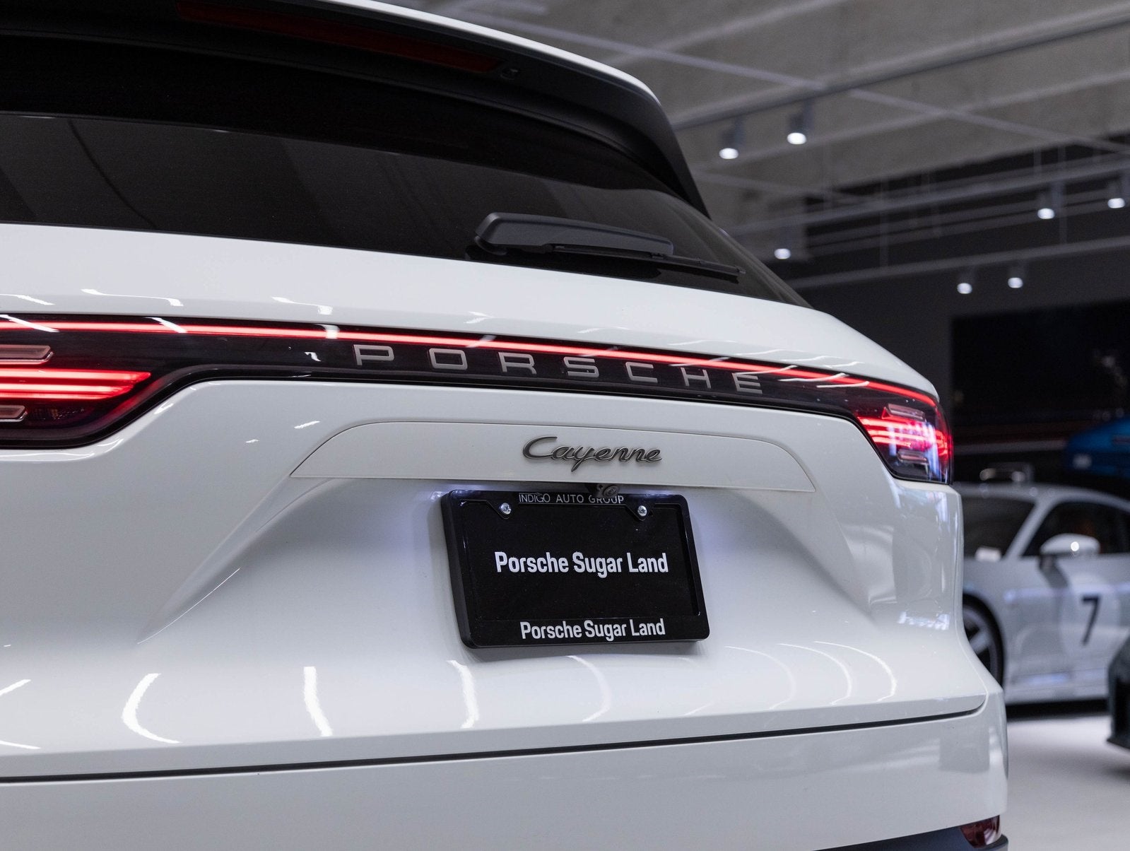 2023 Porsche Cayenne Cayenne Platinum Edition (MY23)