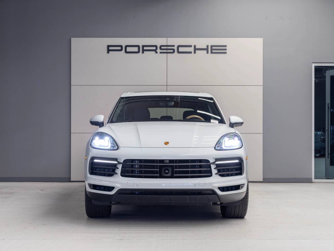2023 Porsche Cayenne Cayenne Platinum Edition (MY23)