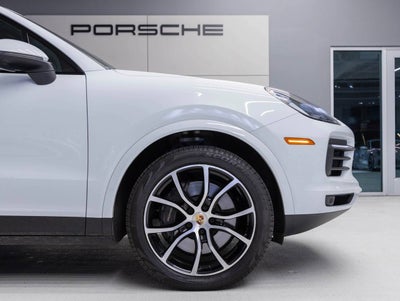 2023 Porsche Cayenne Cayenne Platinum Edition (MY23)