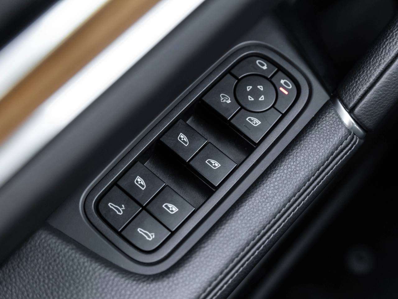 2023 Porsche Cayenne Cayenne Platinum Edition (MY23)