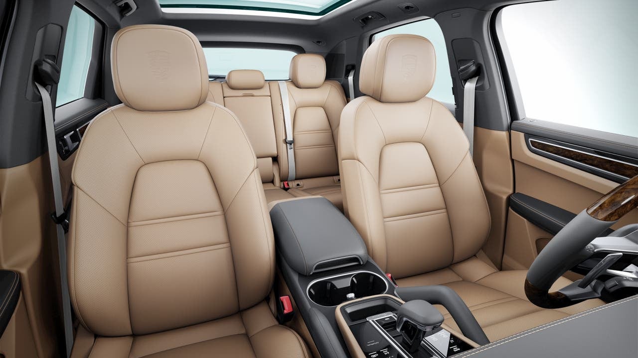 2023 Porsche Cayenne Cayenne Platinum Edition