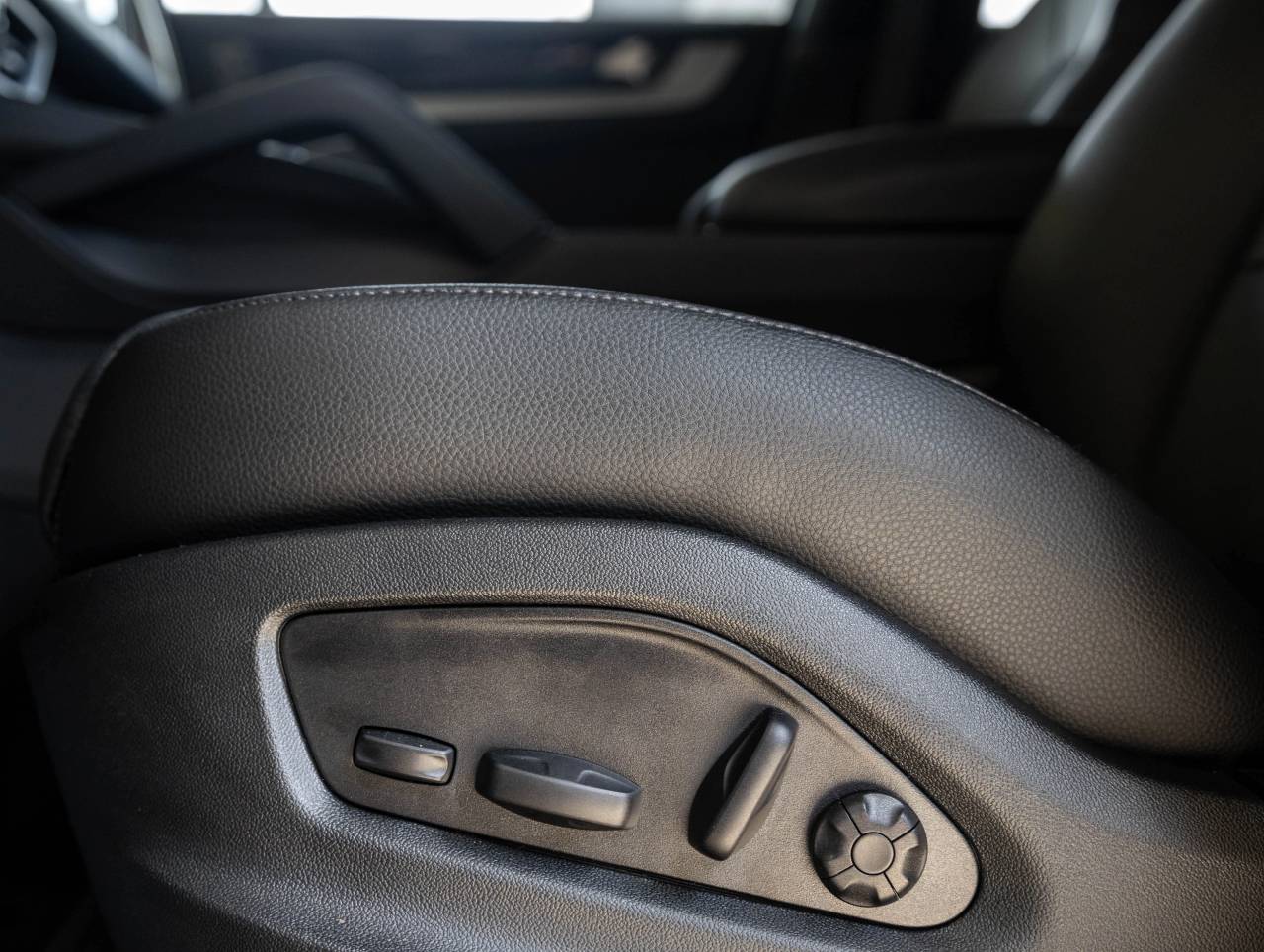 2025 Porsche Cayenne Cayenne