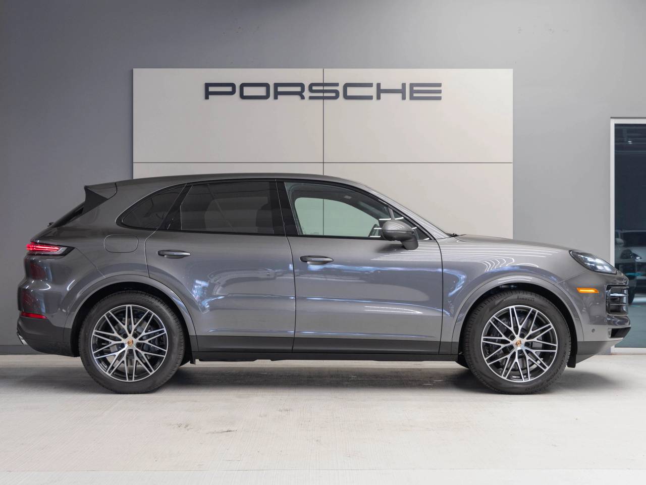 2025 Porsche Cayenne Cayenne