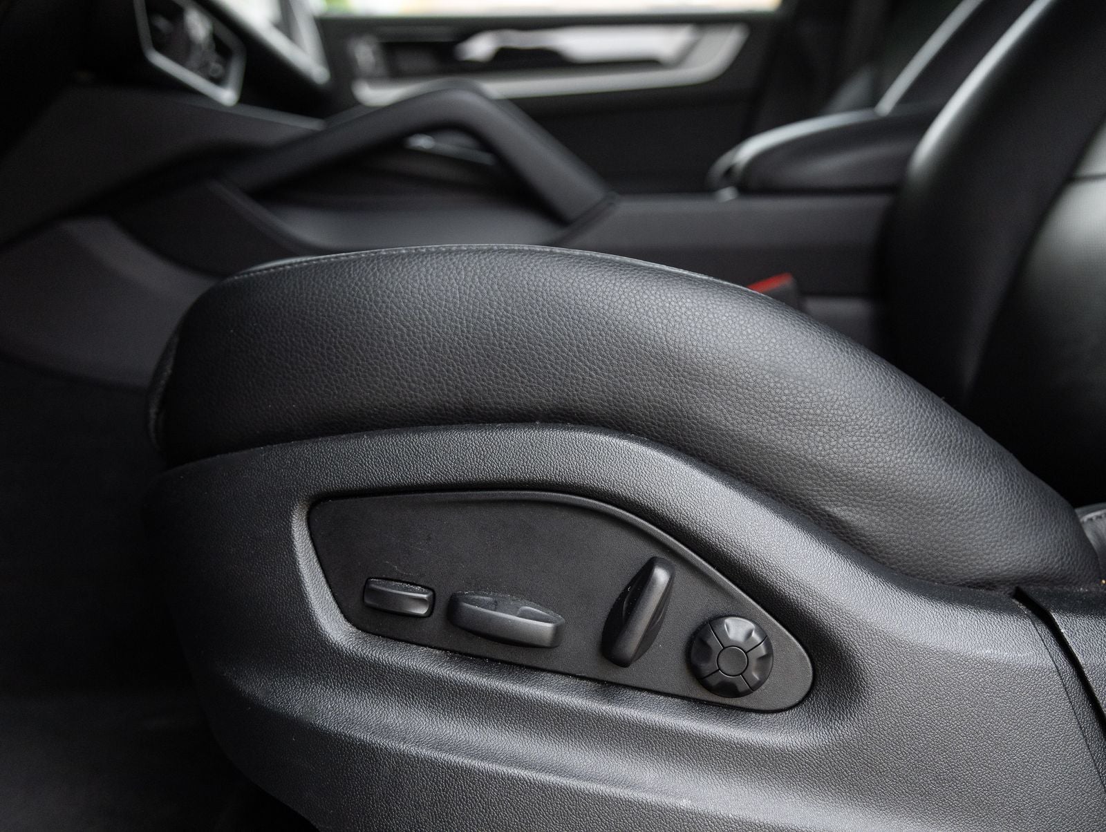 2024 Porsche Cayenne Cayenne (MY24)
