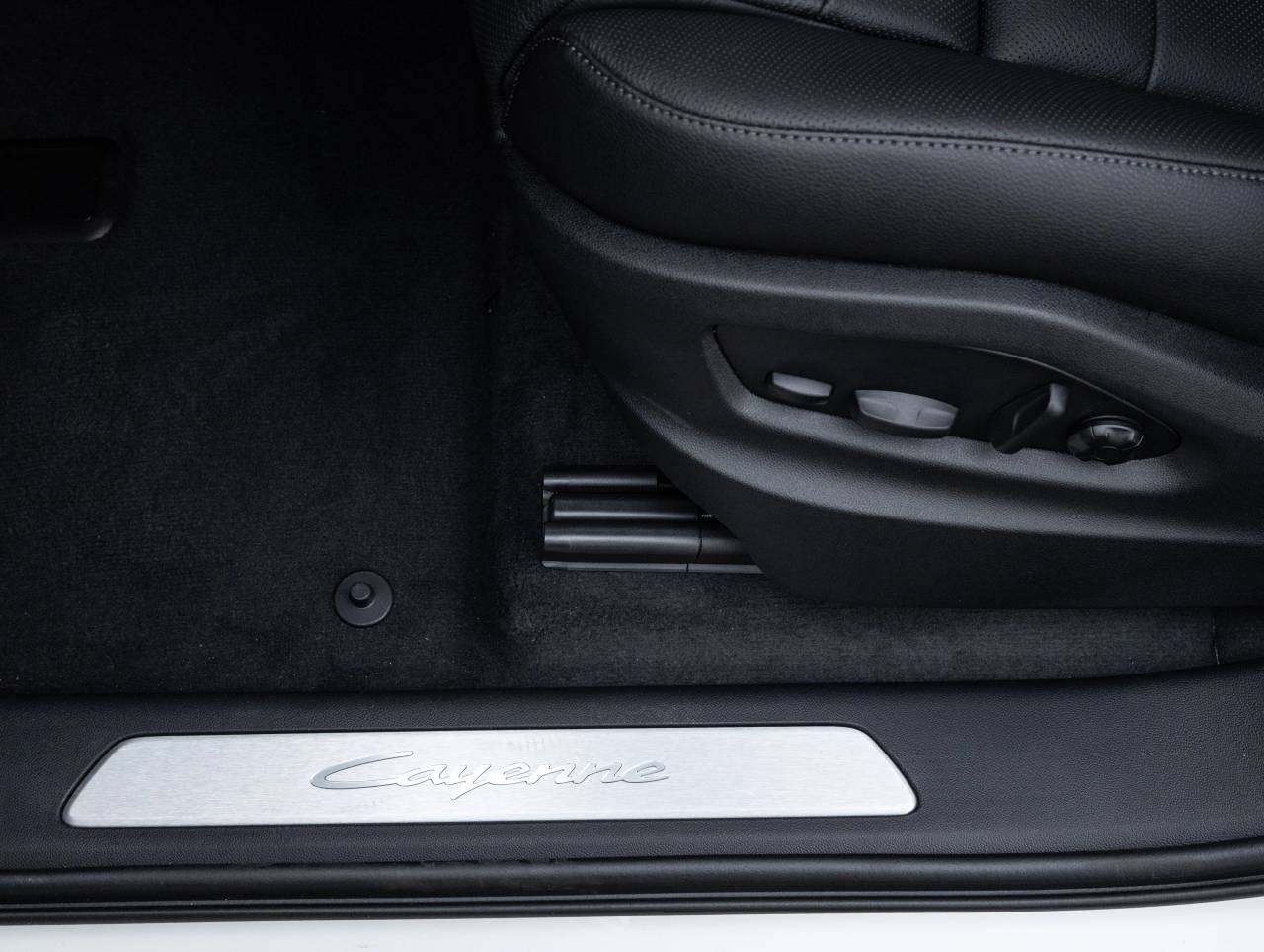 2026 Porsche Cayenne AWD