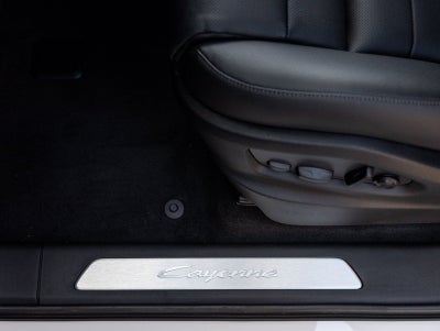 2026 Porsche Cayenne AWD