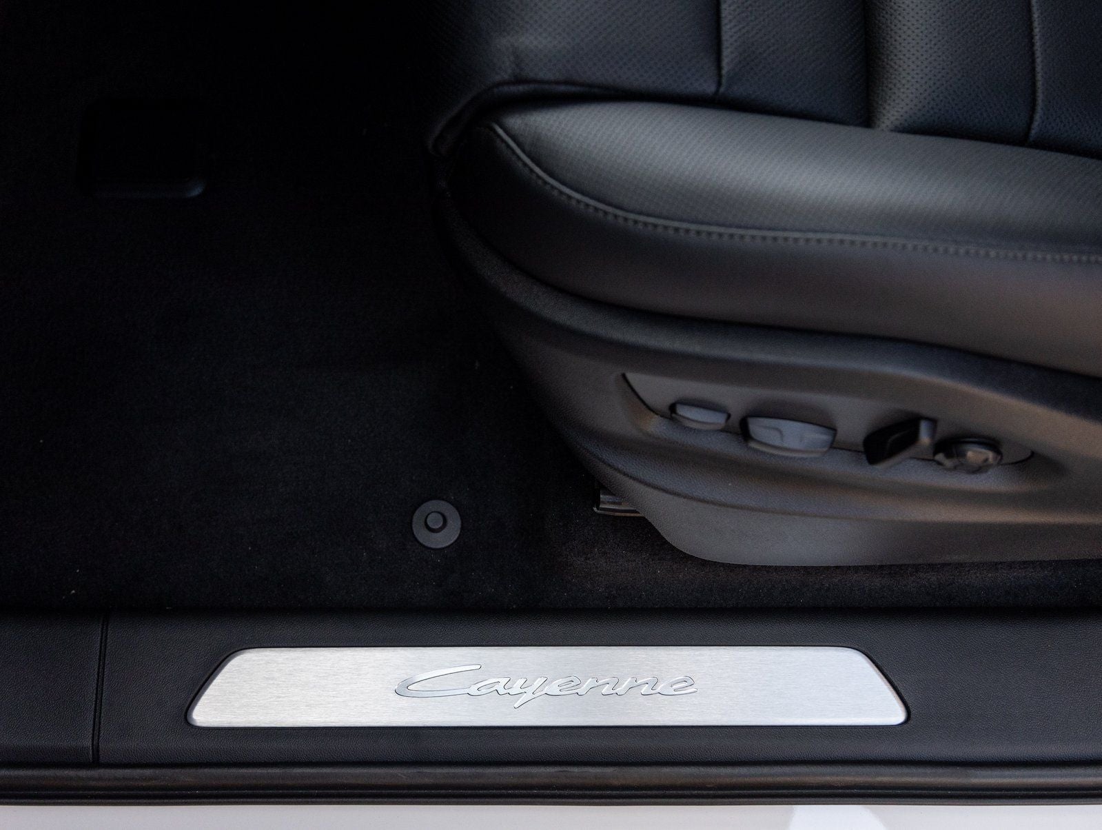 2026 Porsche Cayenne AWD